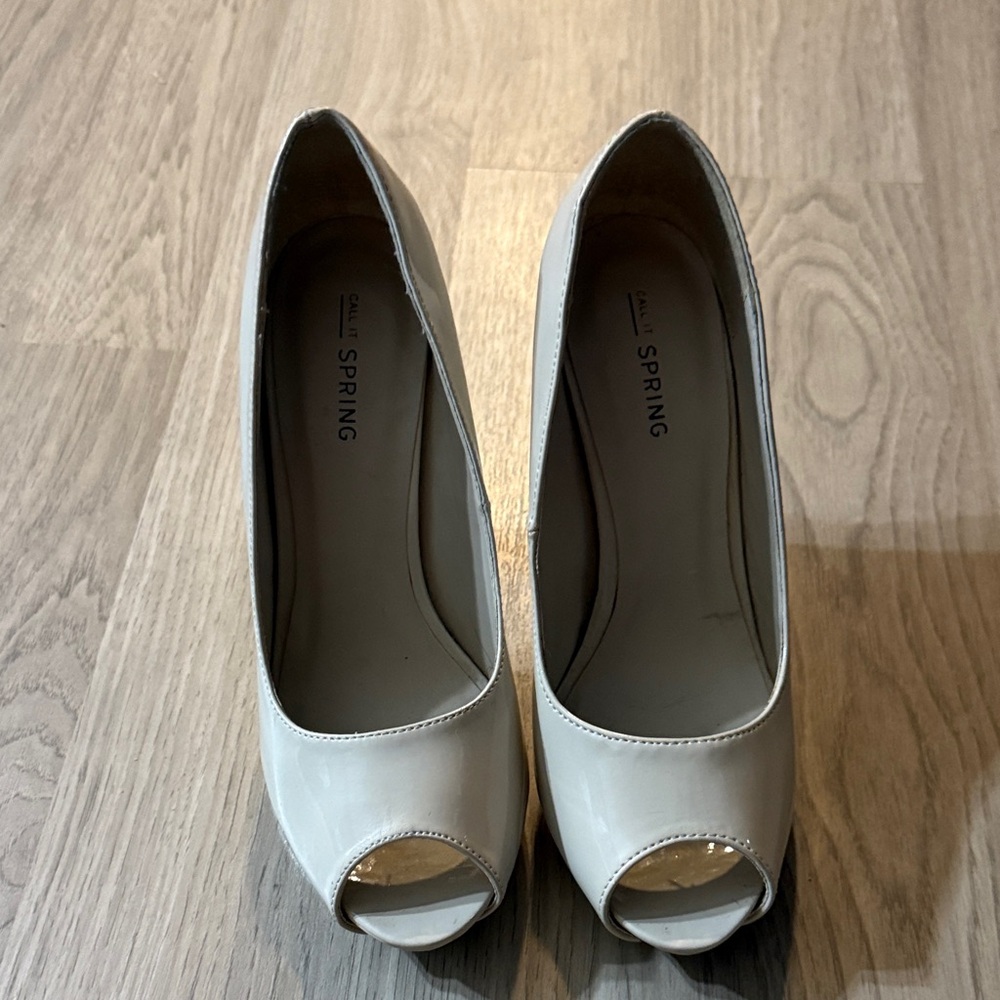 “Call it Spring” Women's Open Toe Heels - Cream